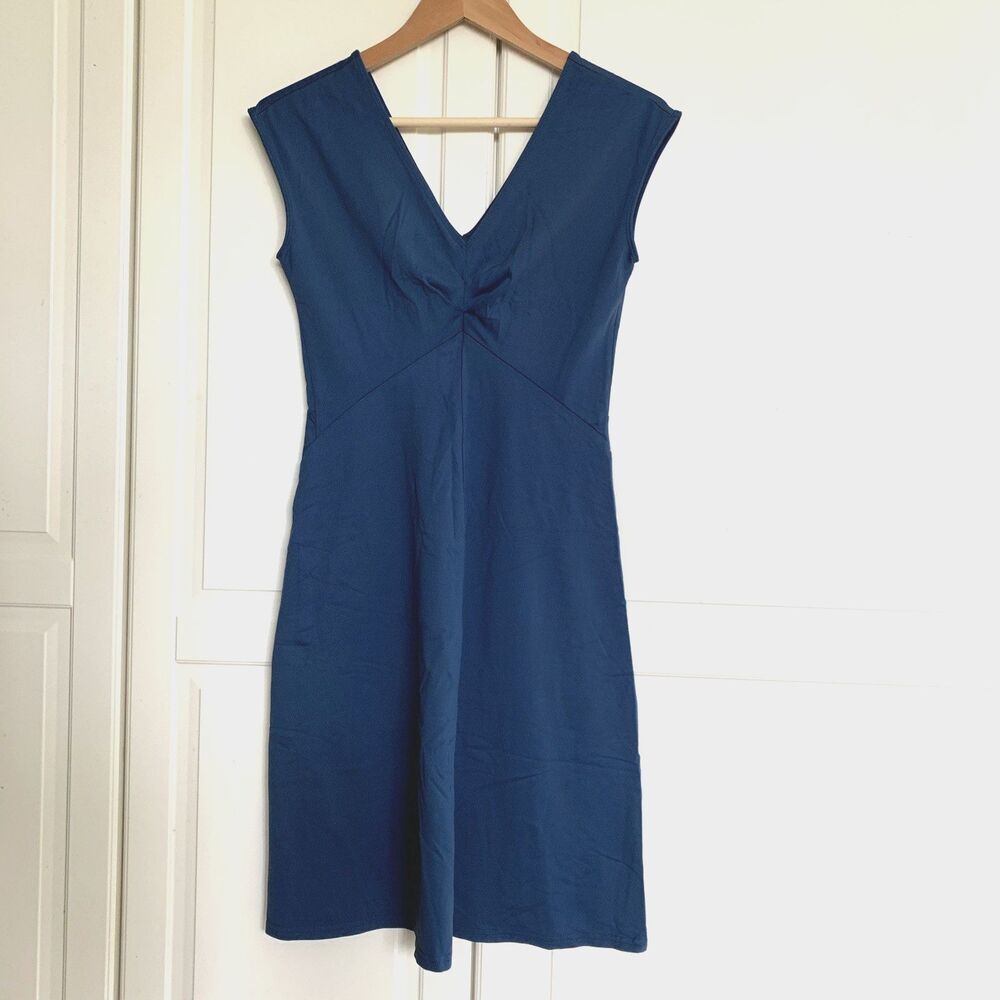 Patagonia Dress V-Neck Sleeveless Stretch Athletic Blue Women's XS